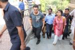 Aamir Khan and Kiran Rao cast their vote on 24th April 2014